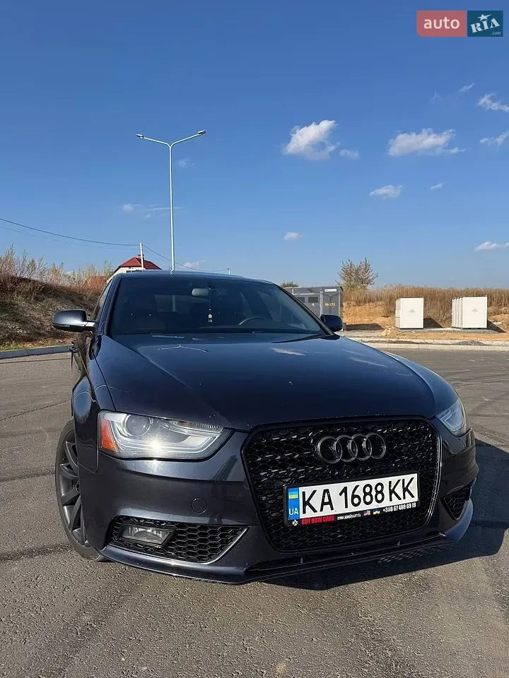 Audi A4 2012 photo 5