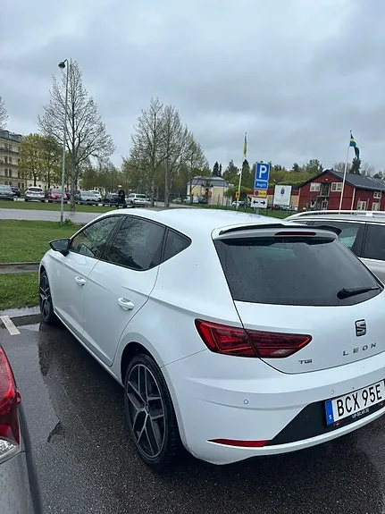 Seat Leon 2019 photo 3