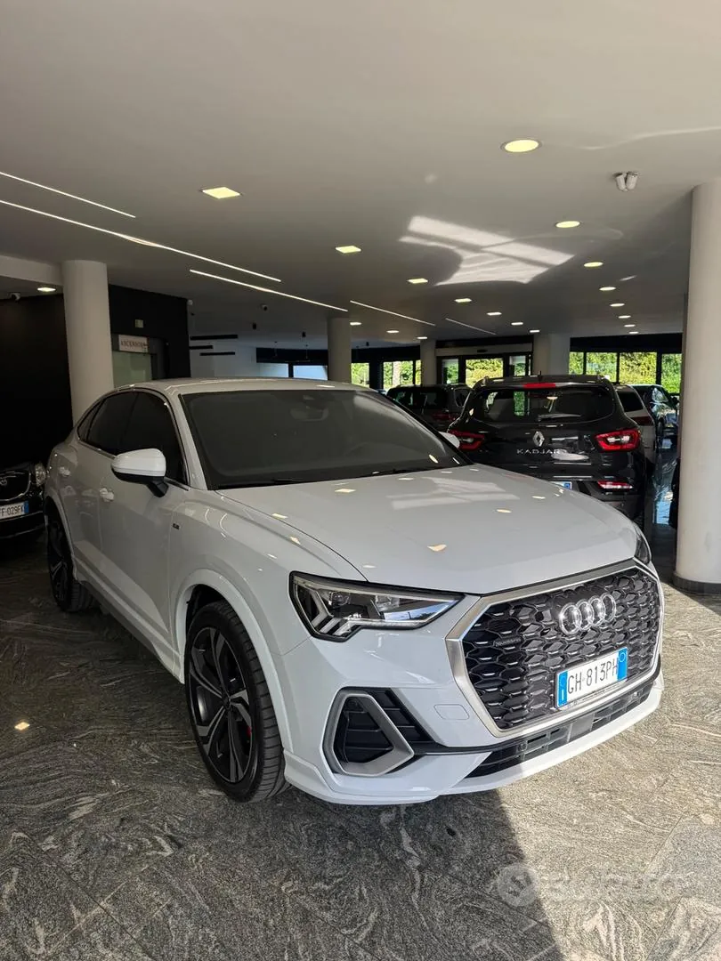 Audi Q3 2021 photo 3