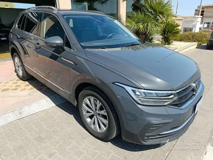 Volkswagen Tiguan 2023 photo 2
