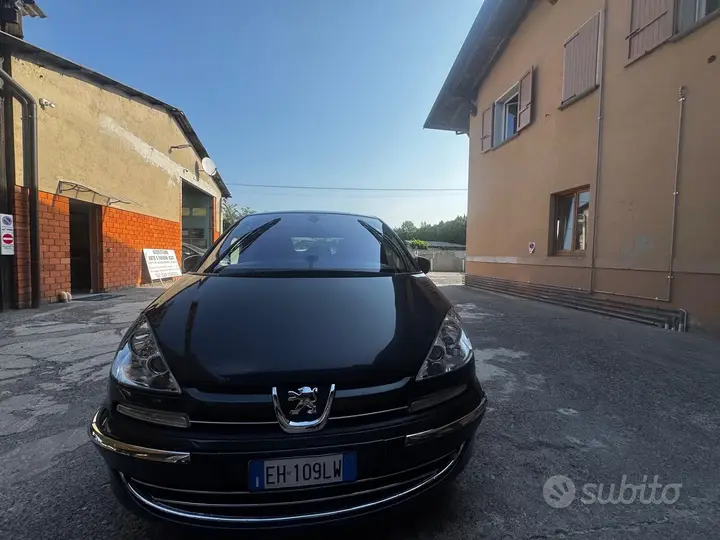Peugeot 807