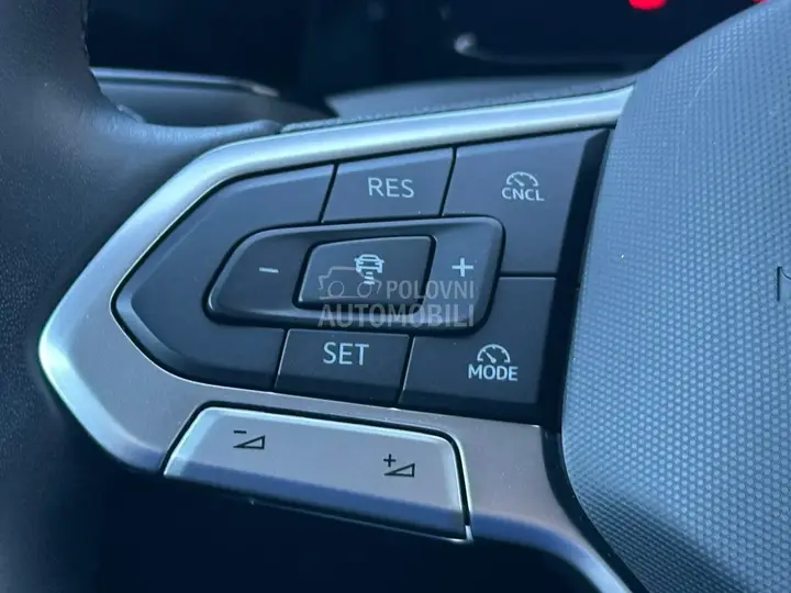Volkswagen Golf 8 2025 photo 5