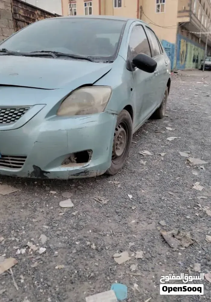 Toyota Yaris 2010 photo 4