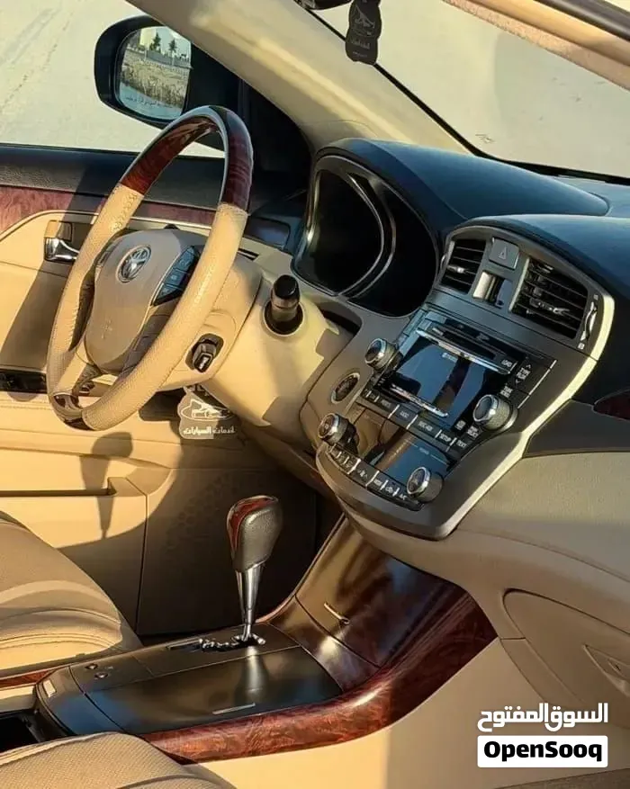 Toyota Avalon 2012 photo 4
