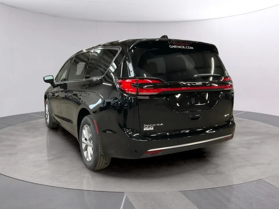 Chrysler Pacifica 2027 photo 3