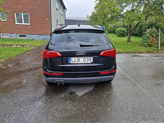 Audi Q5 2010 photo 5