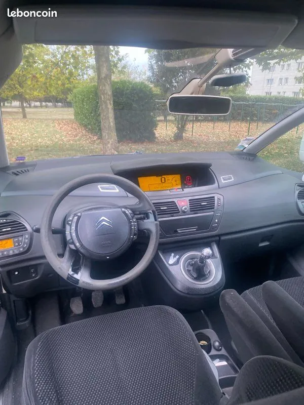 Citroen C4 Picasso 2007 photo 2