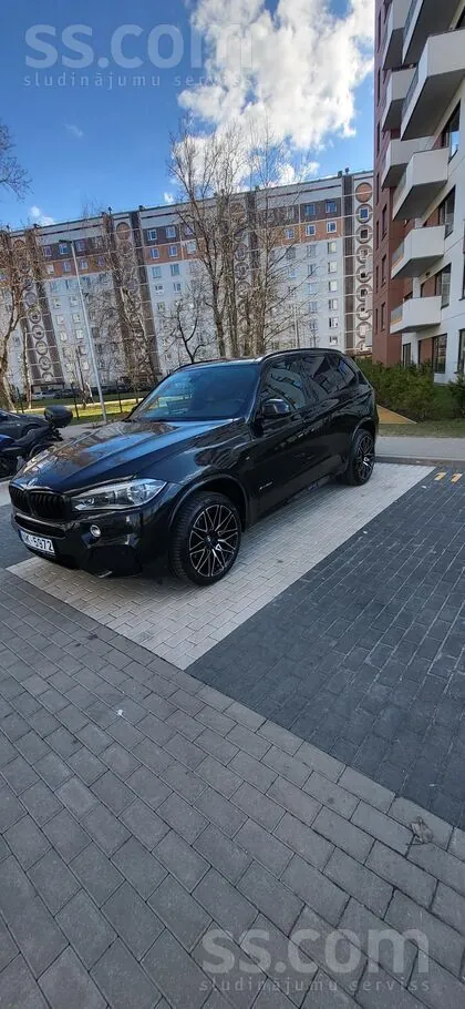 BMW X5 2014 photo 2