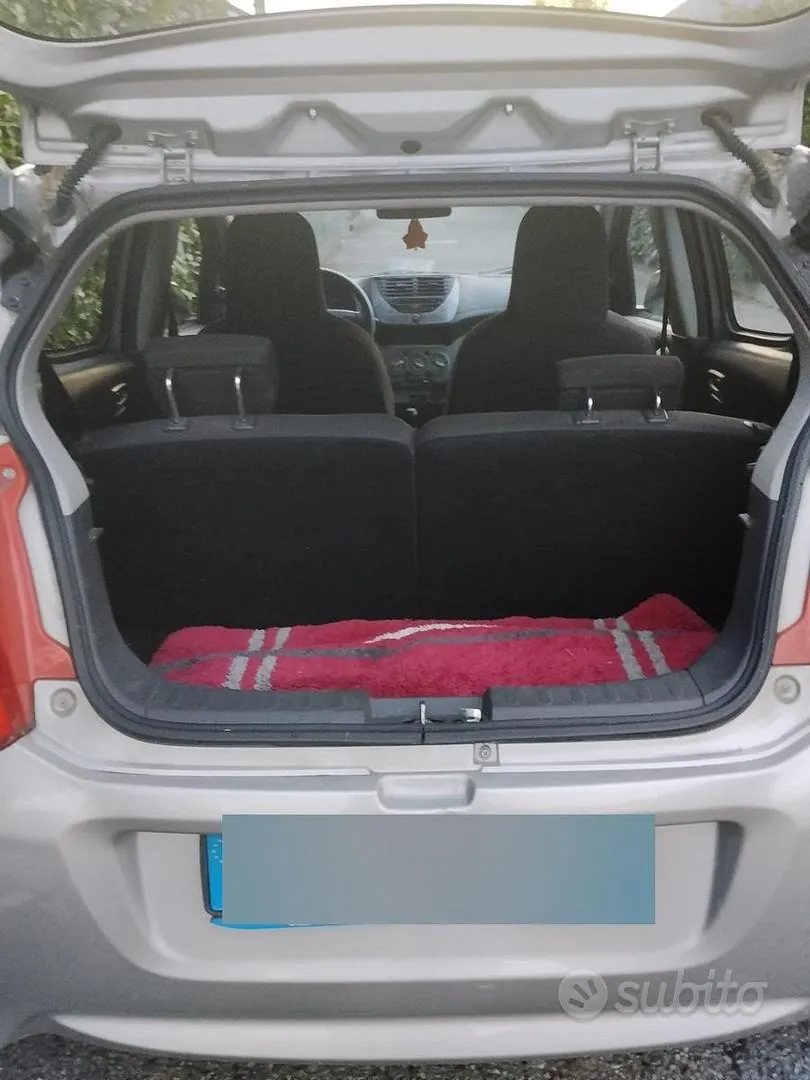 Suzuki Alto 2010 photo 2