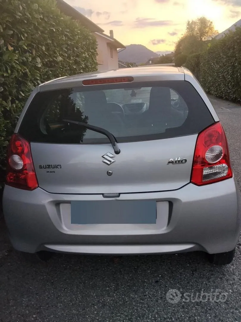 Suzuki Alto 2010 photo 4