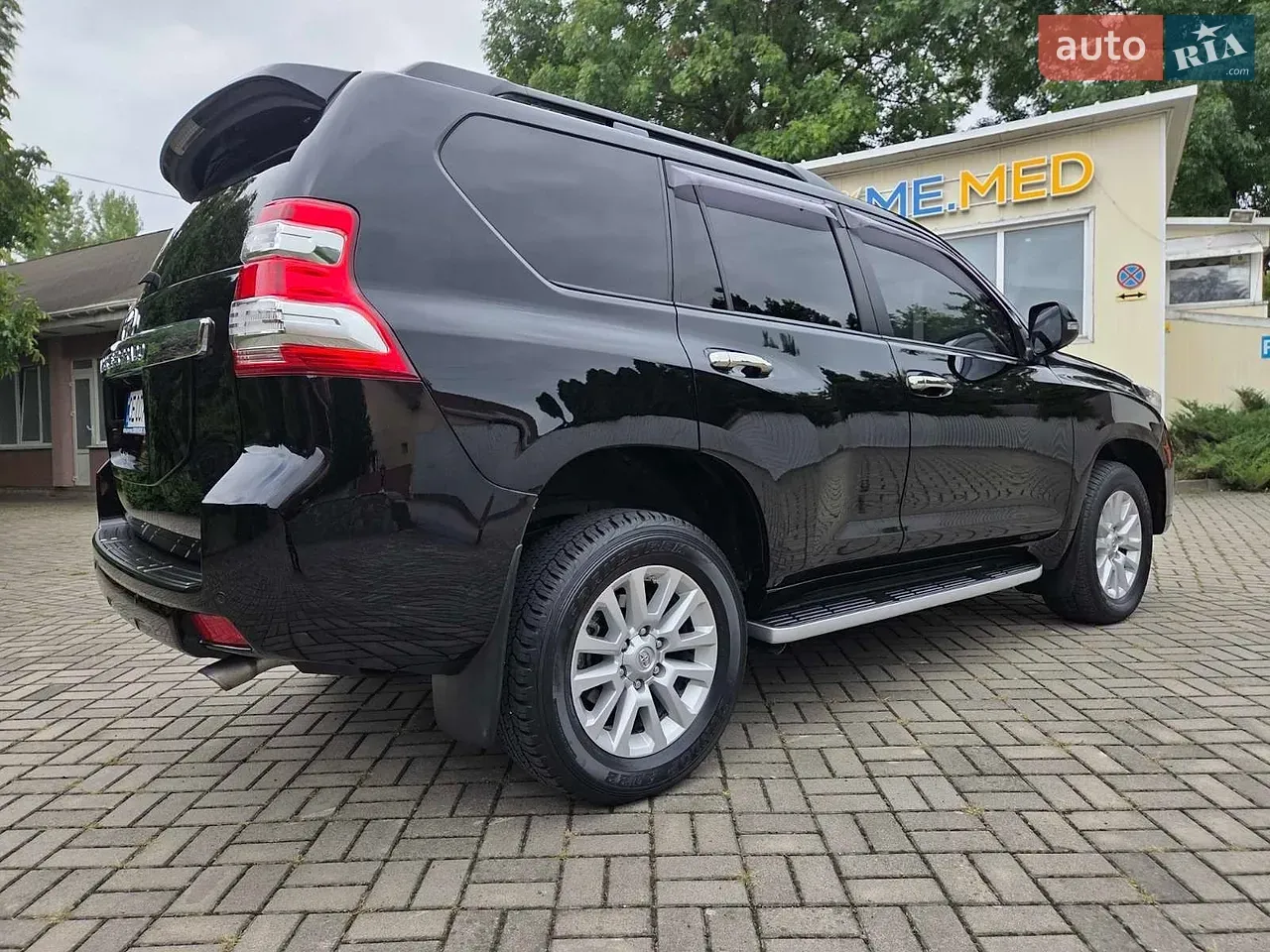 Toyota Land Cruiser Prado 2013 photo 4