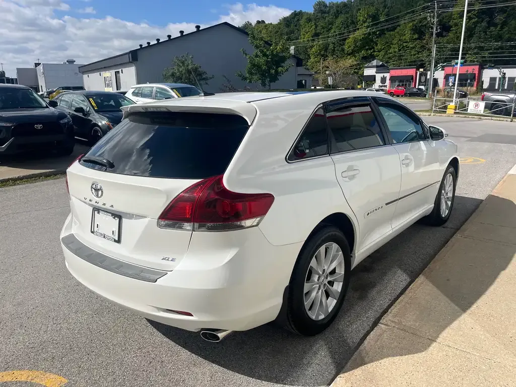Toyota Venza 2014 photo 5