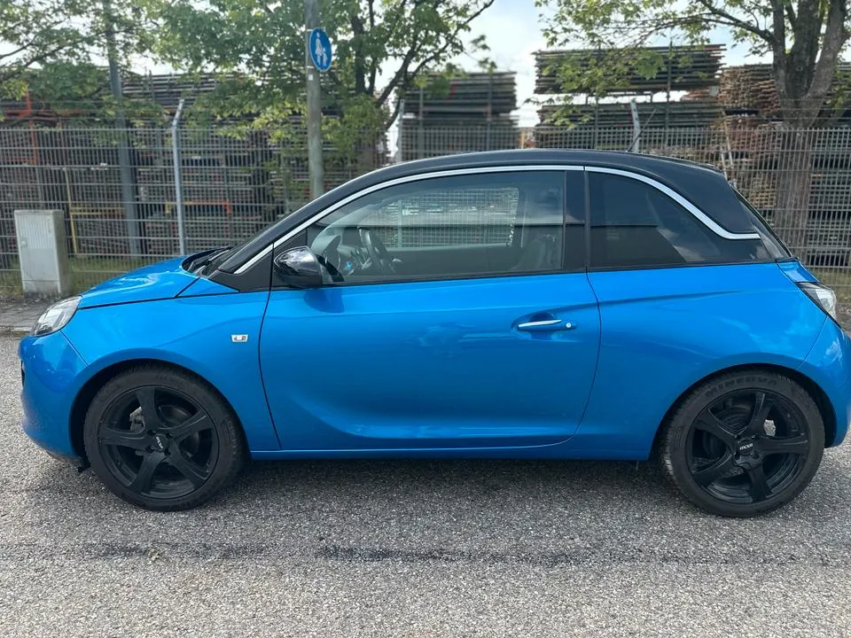 Opel Adam