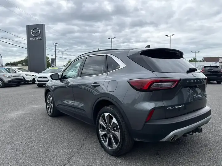 Ford Escape 2023 photo 3