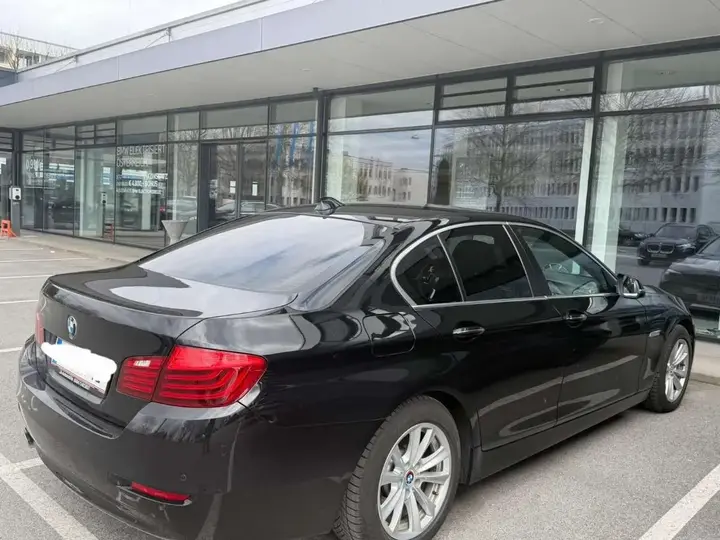 BMW 5 Series 2015 photo 3