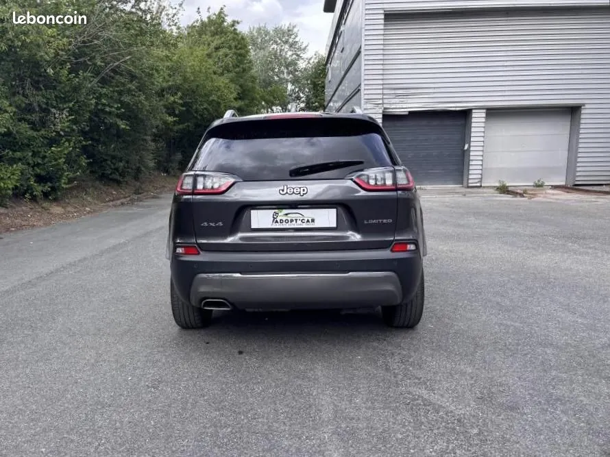 Jeep Cherokee 2019 photo 4