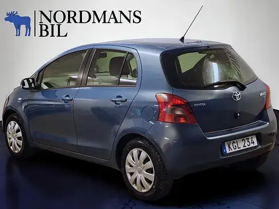 Toyota Yaris 2009 photo 2