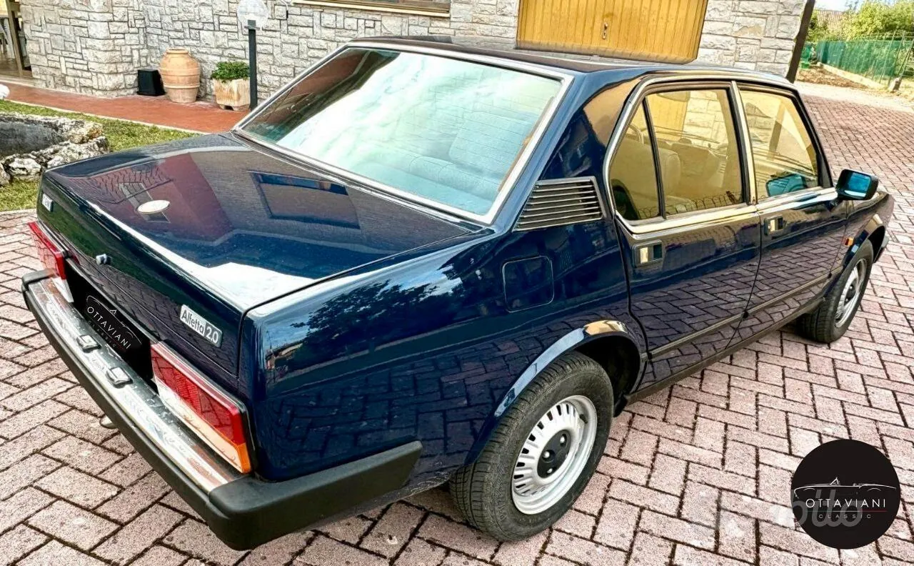 Alfa Romeo Alfetta 1983 photo 5