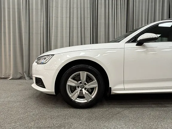 Audi A4 2018 photo 4