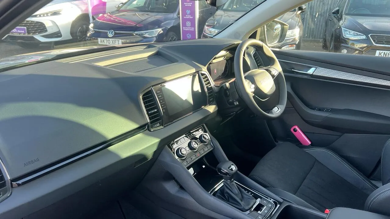 Skoda Karoq 2026 photo 2