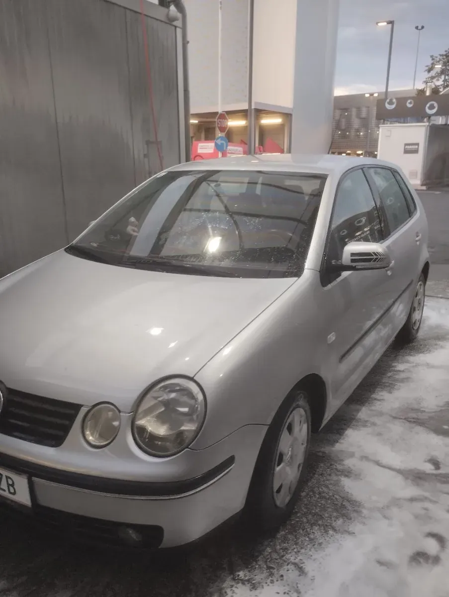 Volkswagen Polo 2001 photo 2