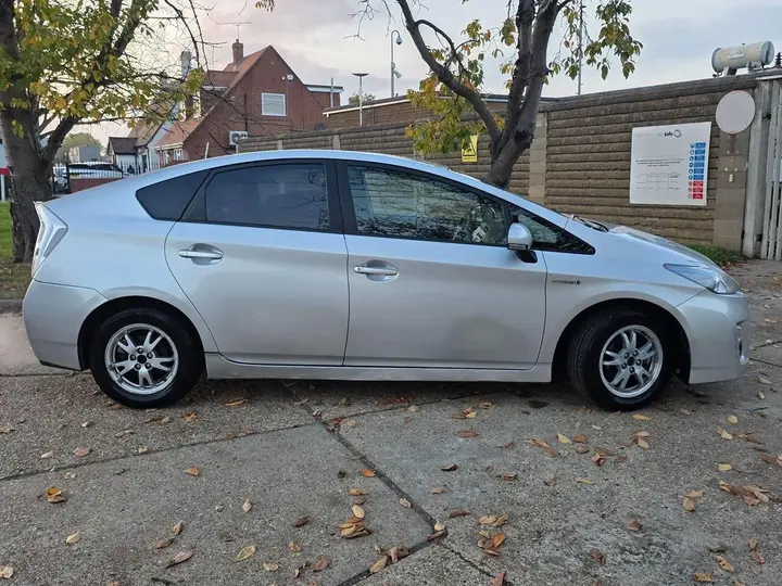 Toyota Prius 2010 photo 5