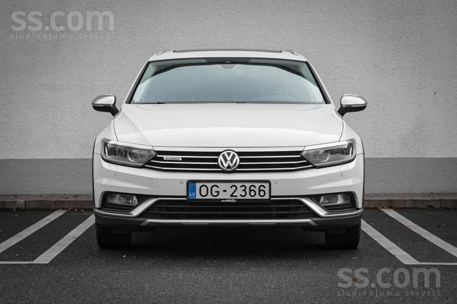 Volkswagen Passat Alltrack 2019 photo 2