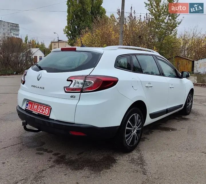 Renault Megane 2012 photo 5