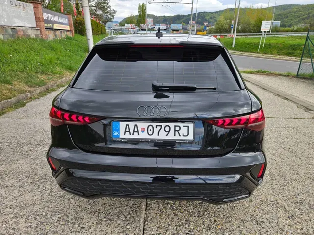 Audi A3 Sportback 2025 photo 3