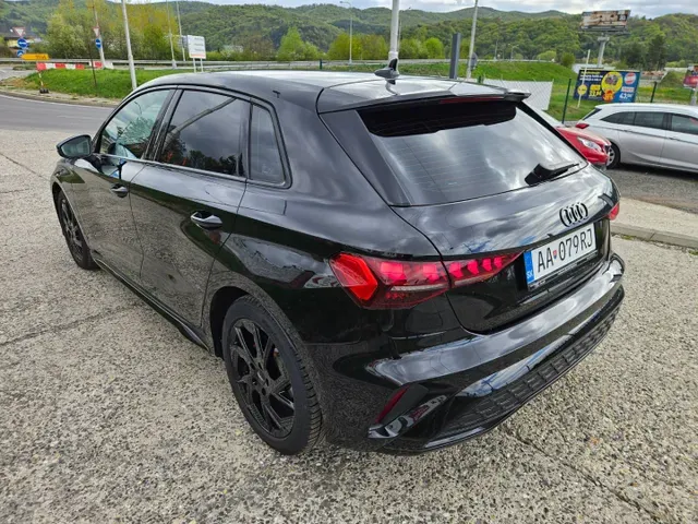 Audi A3 Sportback 2025 photo 2