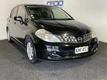 Nissan Tiida 2008 photo 2