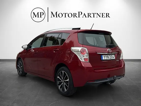Toyota Verso 2017 photo 5