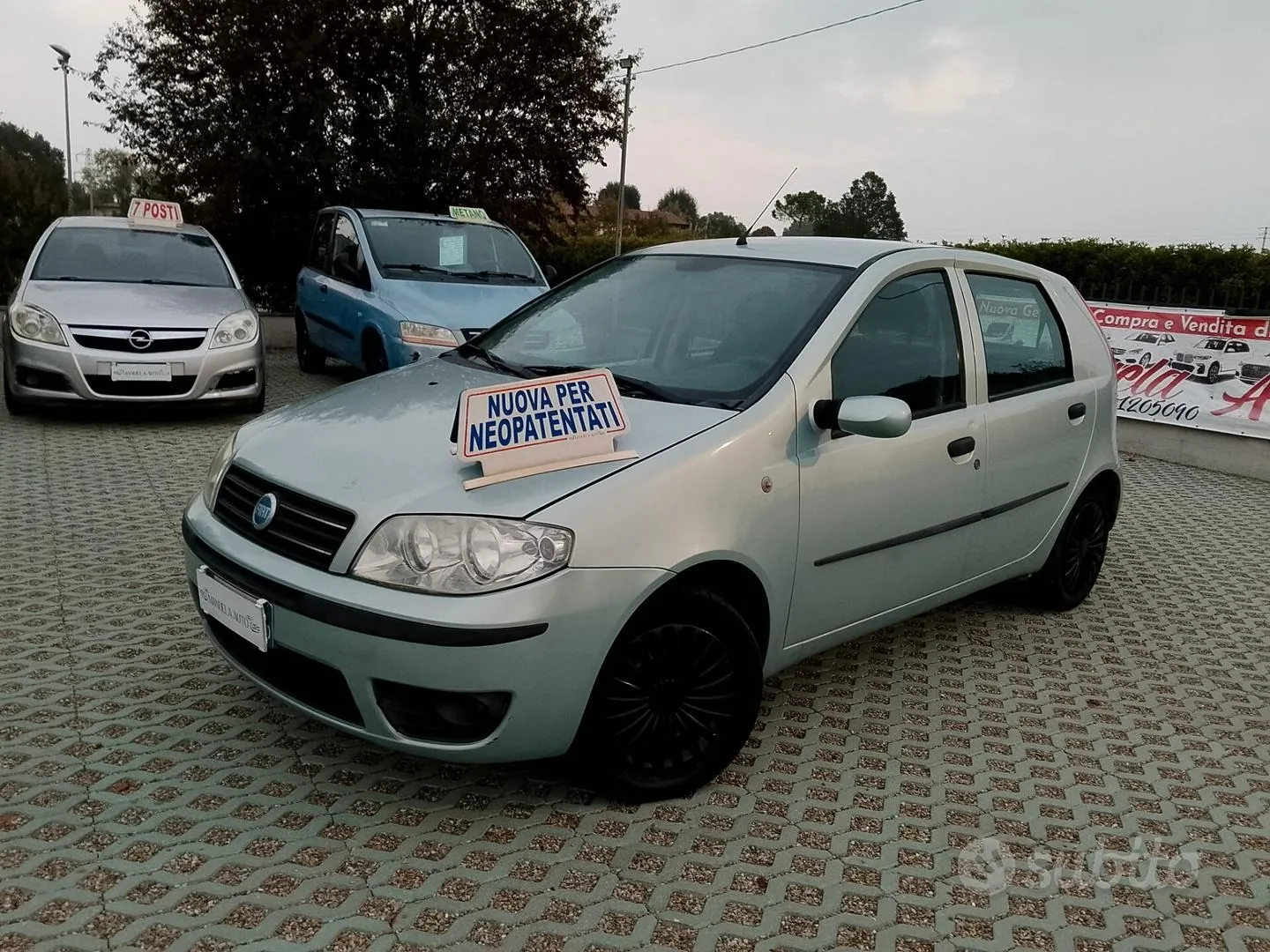 Fiat Punto 2004 photo 2