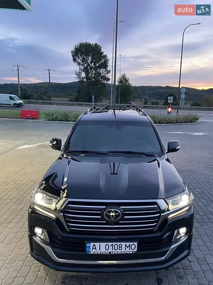 Toyota Land Cruiser 2020 photo 3