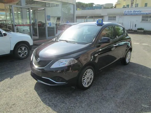 Lancia Ypsilon 2017 photo 4