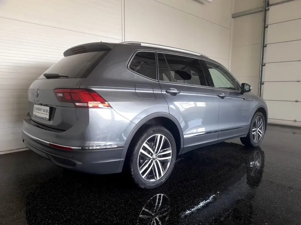 Volkswagen Tiguan Allspace 2022 photo 2