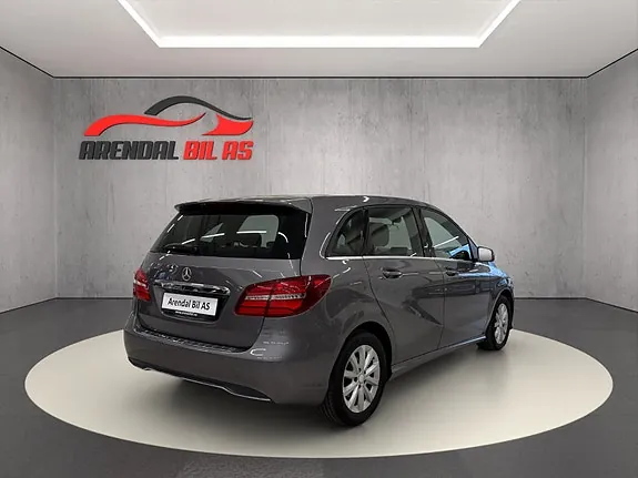 Mercedes-Benz Andre 2015 photo 5