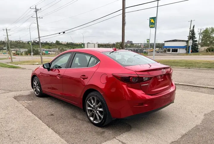 Mazda Mazda3 2018 photo 4