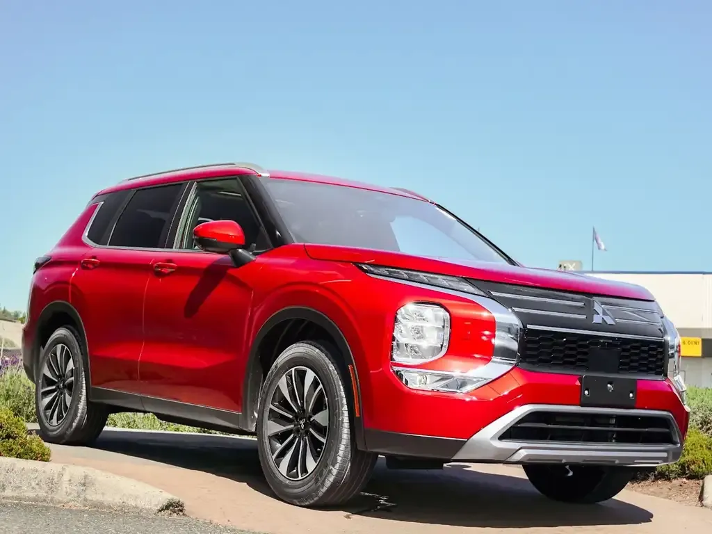 Mitsubishi Outlander 2026 photo 4