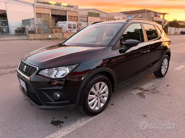 Seat Arona 2019 photo 3