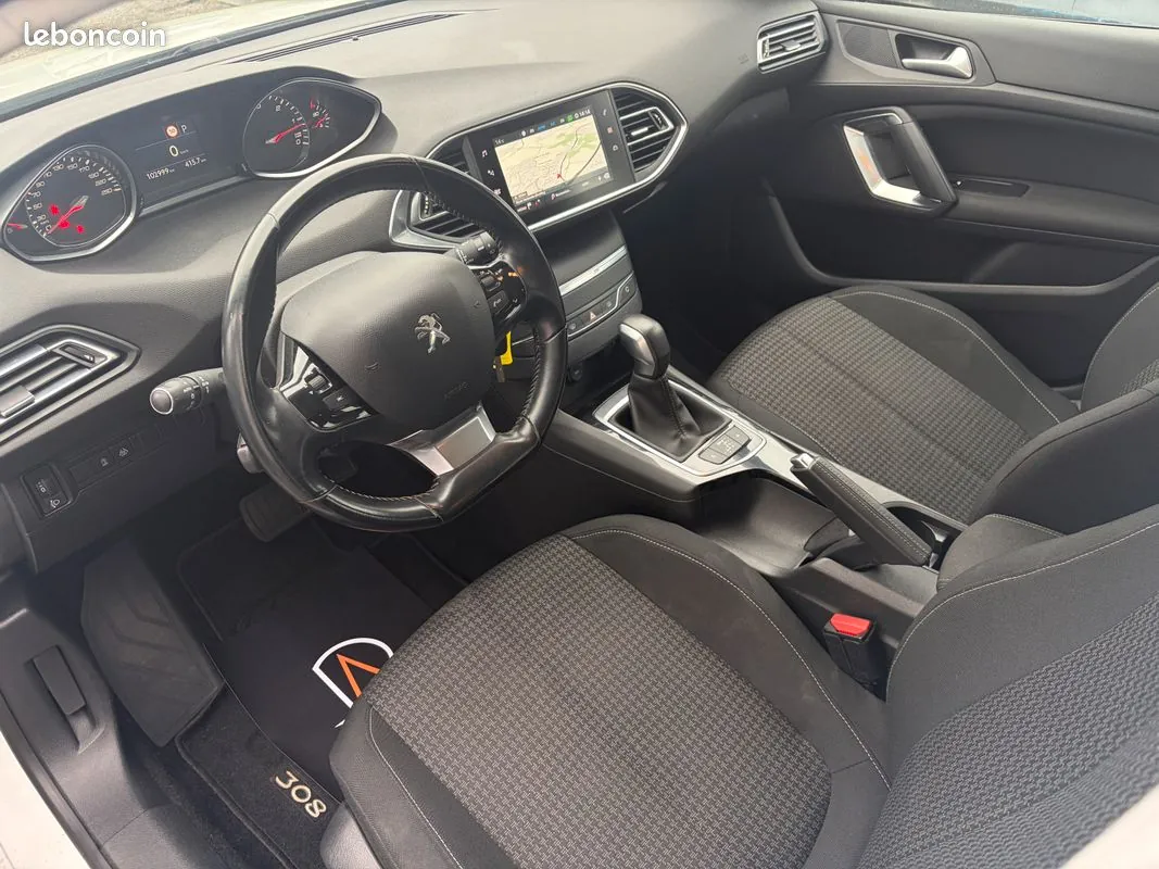 Peugeot 308 2018 photo 4
