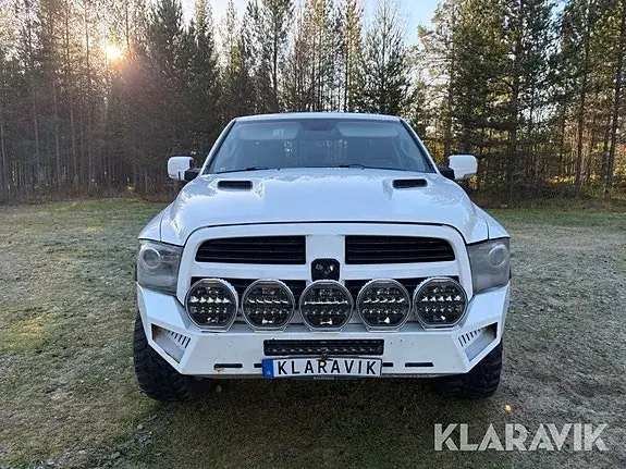 Dodge Ram 1500 2014 photo 2
