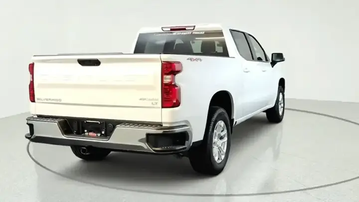 Chevrolet Silverado 1500 2026 photo 3