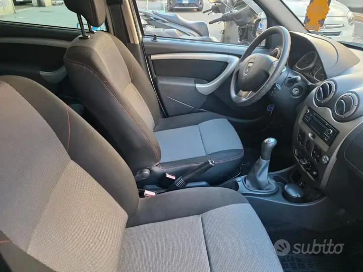 Dacia Duster 2013 photo 5