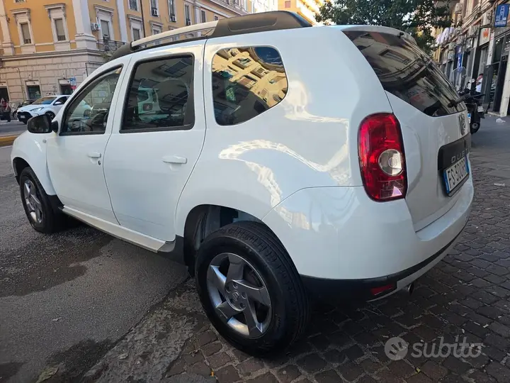 Dacia Duster 2013 photo 2