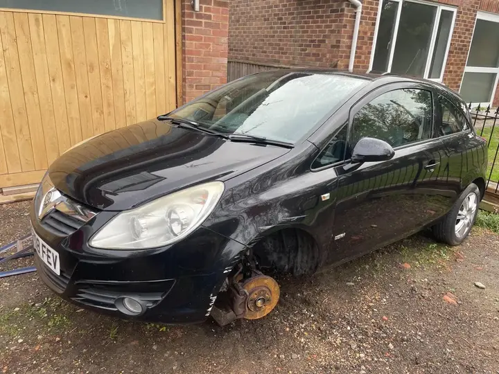 Vauxhall Corsa 2008 photo 2