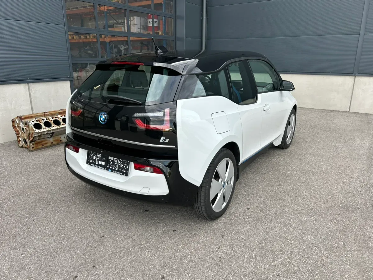 BMW I3 2022 photo 3