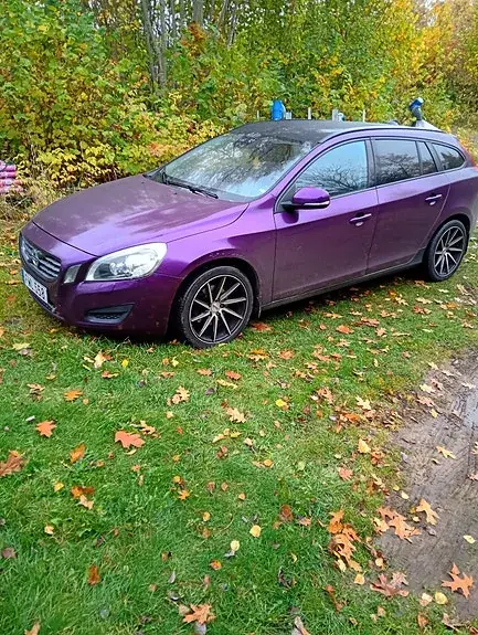 Volvo V60 2011 photo 2