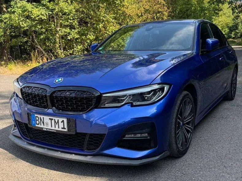 BMW 330I