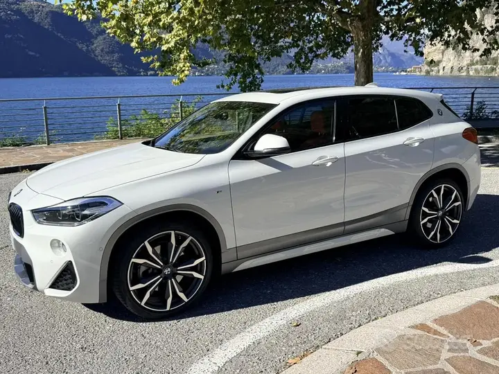 BMW X2